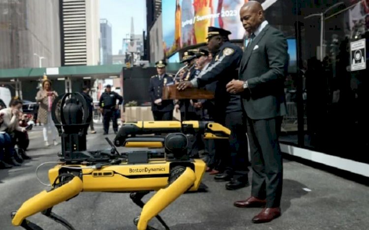 New York je predstavil ROBOTE PSE za patruljiranje po ulicah